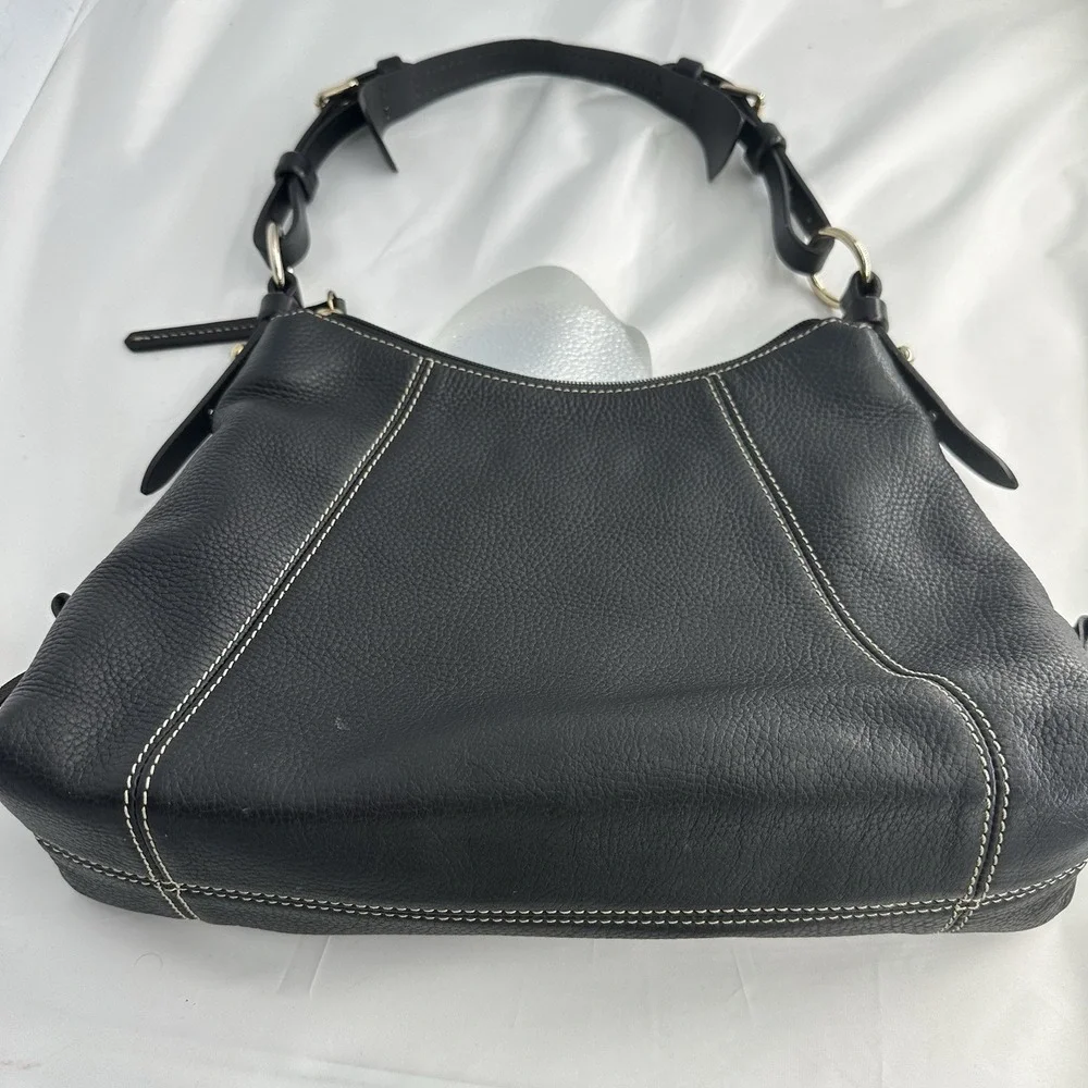 Dooney & Bourke Hobo Shoulder Bag Black Pebbled Leather Slouchy Red Lining VTG